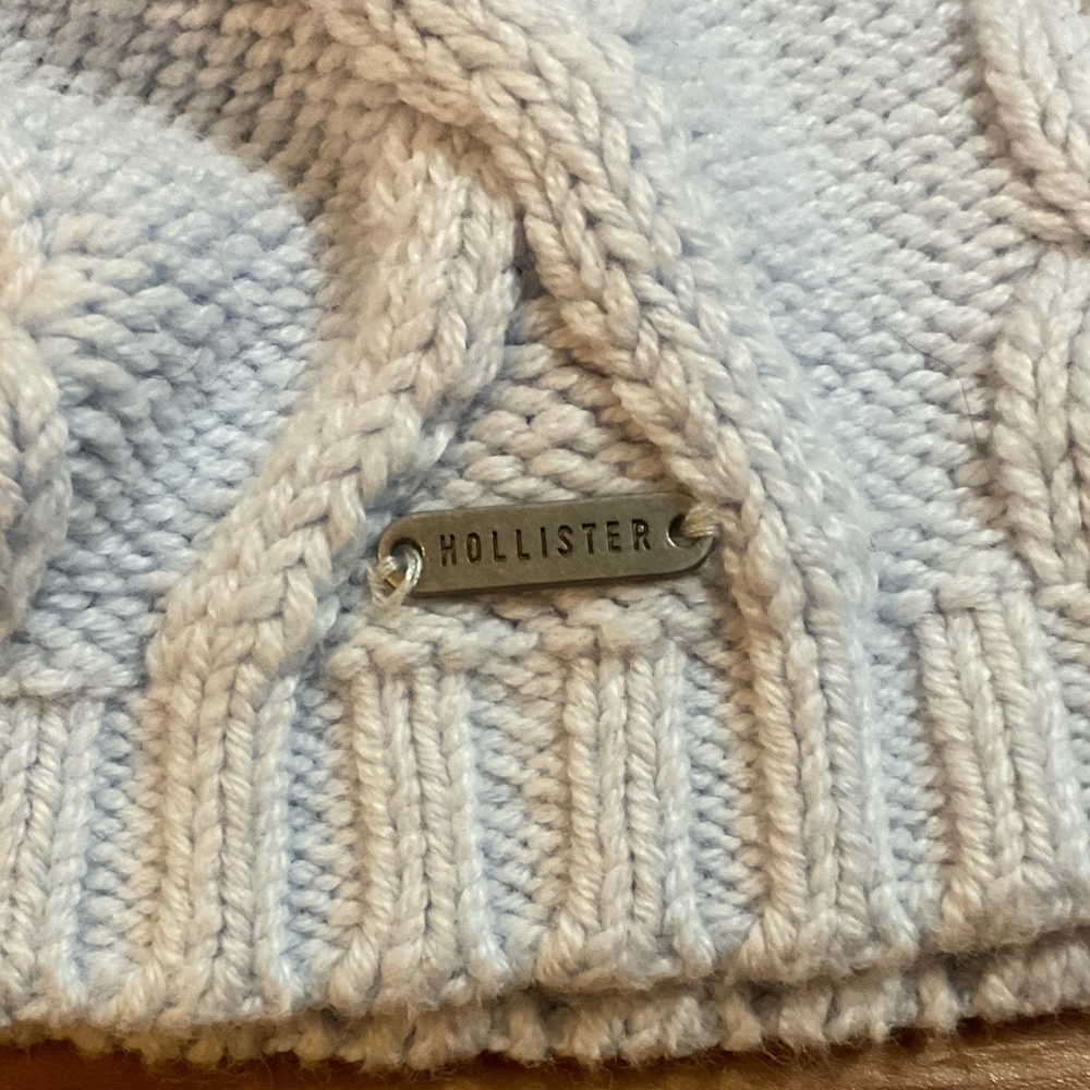 Hollister: Baby blue turtle neck extra small sweater with little Hollister tag . - Picture 2 of 7